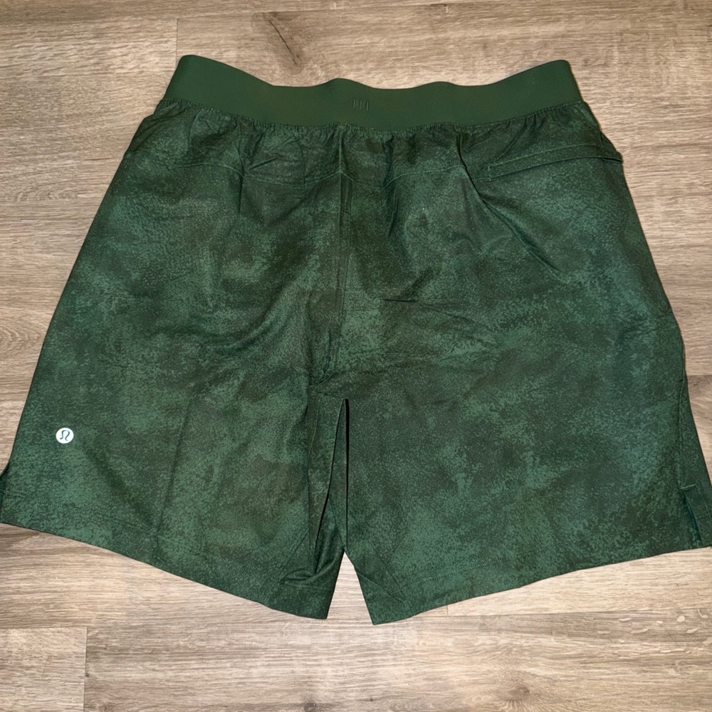 lululemon zeroed in linerless shorts 7” LL
